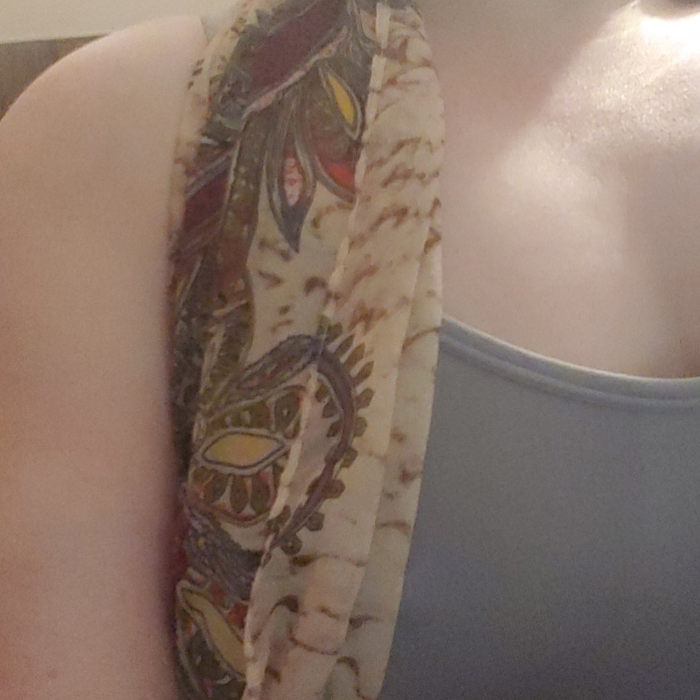 Infinity scarf - Picture 4 of 5